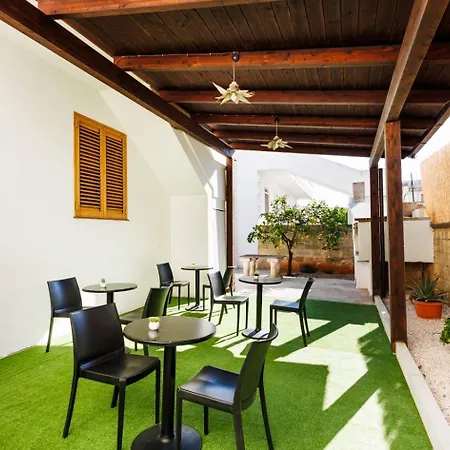 Mialma Bed & Breakfast 3*